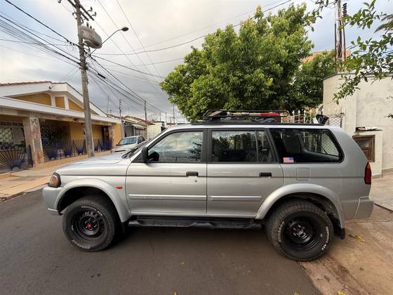 MITSUBISHI PAJERO SPORT 3.0 4X4 V6 24V GASOLINA 4P AUTOMÁTICO